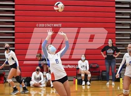 Thumbnail 1 in Osceola vs. Keswick Christian photogallery.