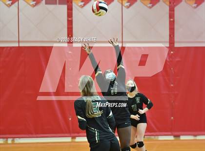 Thumbnail 2 in Osceola vs. Keswick Christian photogallery.