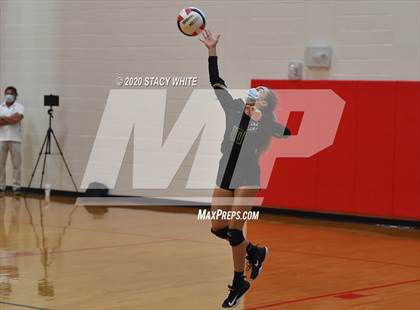 Thumbnail 1 in Osceola vs. Keswick Christian photogallery.