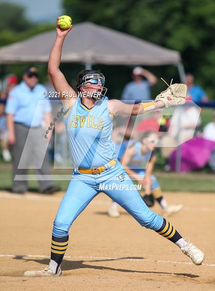 Thumbnail 1 in Montgomery vs. Old Forge (PIAA Class A First Round) photogallery.