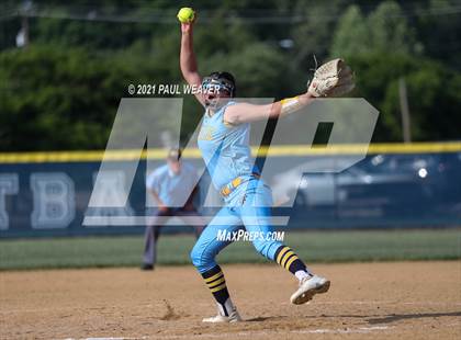 Thumbnail 2 in Montgomery vs. Old Forge (PIAA Class A First Round) photogallery.