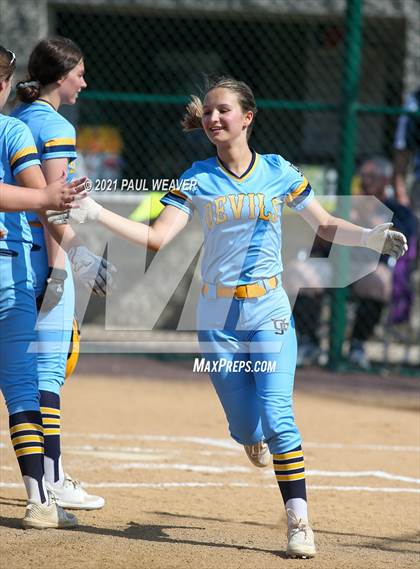 Thumbnail 1 in Montgomery vs. Old Forge (PIAA Class A First Round) photogallery.