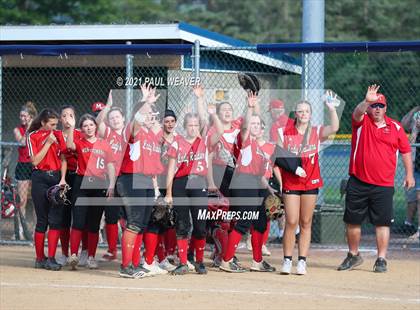 Thumbnail 2 in Montgomery vs. Old Forge (PIAA Class A First Round) photogallery.
