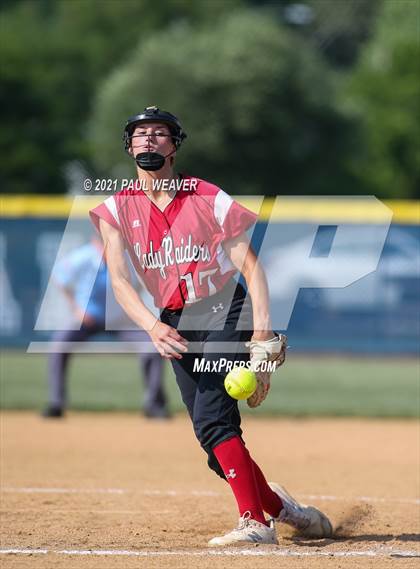 Thumbnail 2 in Montgomery vs. Old Forge (PIAA Class A First Round) photogallery.