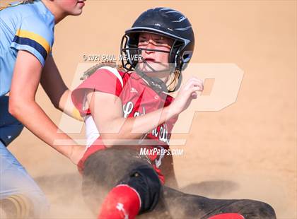 Thumbnail 3 in Montgomery vs. Old Forge (PIAA Class A First Round) photogallery.