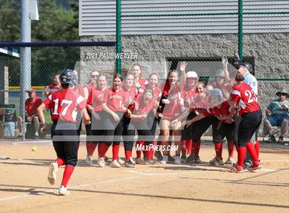 Thumbnail 3 in Montgomery vs. Old Forge (PIAA Class A First Round) photogallery.