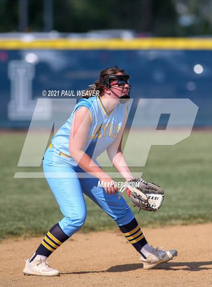Thumbnail 1 in Montgomery vs. Old Forge (PIAA Class A First Round) photogallery.