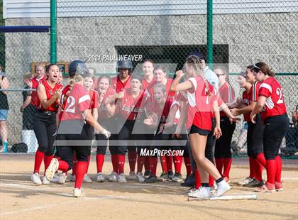 Thumbnail 3 in Montgomery vs. Old Forge (PIAA Class A First Round) photogallery.