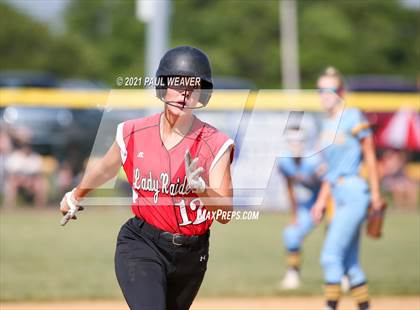 Thumbnail 2 in Montgomery vs. Old Forge (PIAA Class A First Round) photogallery.