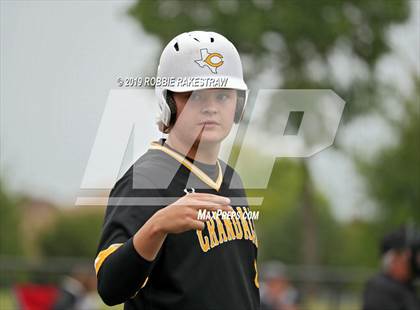 Thumbnail 2 in Sanger vs. Crandall (UIL 4A Region II Area Playoff) photogallery.
