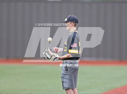Thumbnail 3 in Sanger vs. Crandall (UIL 4A Region II Area Playoff) photogallery.