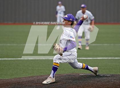 Thumbnail 3 in Sanger vs. Crandall (UIL 4A Region II Area Playoff) photogallery.