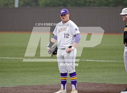 Thumbnail 1 in Sanger vs. Crandall (UIL 4A Region II Area Playoff) photogallery.