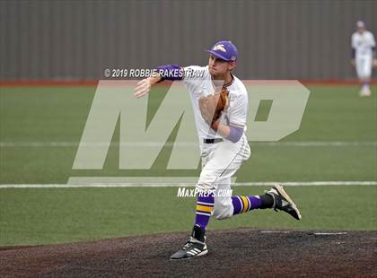 Thumbnail 3 in Sanger vs. Crandall (UIL 4A Region II Area Playoff) photogallery.