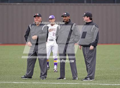 Thumbnail 2 in Sanger vs. Crandall (UIL 4A Region II Area Playoff) photogallery.