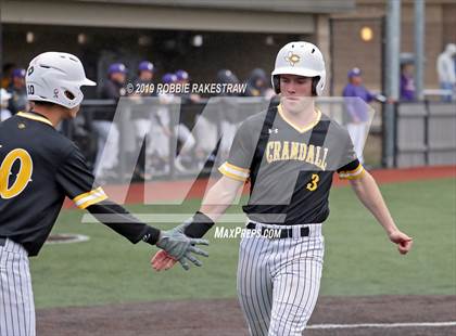 Thumbnail 2 in Sanger vs. Crandall (UIL 4A Region II Area Playoff) photogallery.