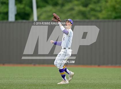 Thumbnail 2 in Sanger vs. Crandall (UIL 4A Region II Area Playoff) photogallery.