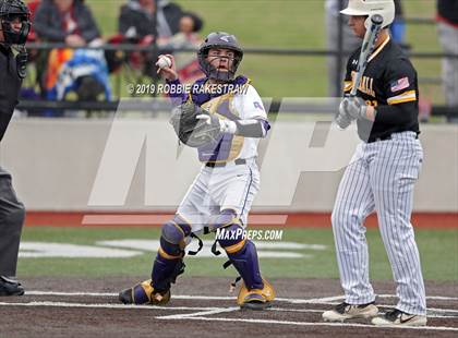 Thumbnail 2 in Sanger vs. Crandall (UIL 4A Region II Area Playoff) photogallery.