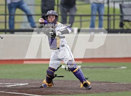 Thumbnail 1 in Sanger vs. Crandall (UIL 4A Region II Area Playoff) photogallery.