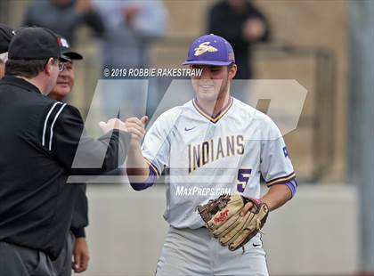 Thumbnail 2 in Sanger vs. Crandall (UIL 4A Region II Area Playoff) photogallery.
