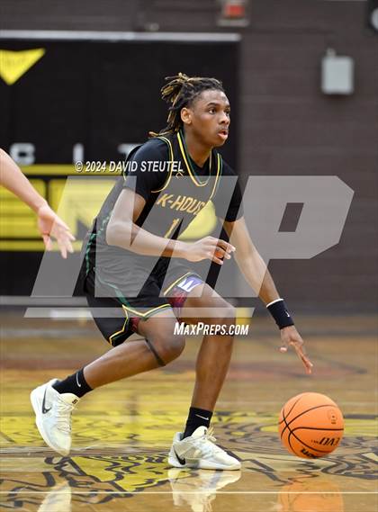 Thumbnail 3 in Kennedy vs. Whitney (Mel Good Holiday Classic) photogallery.
