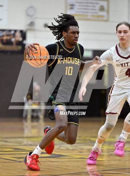 Thumbnail 3 in Kennedy vs. Whitney (Mel Good Holiday Classic) photogallery.