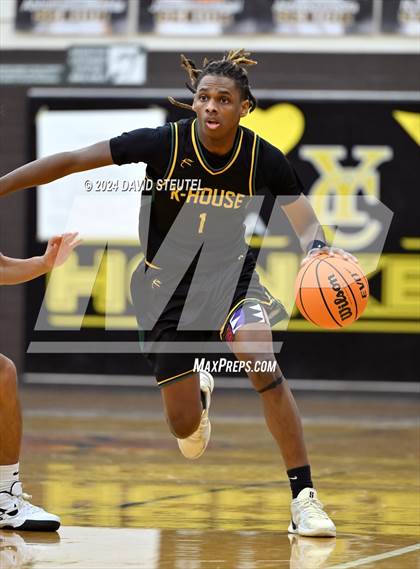 Thumbnail 1 in Kennedy vs. Whitney (Mel Good Holiday Classic) photogallery.