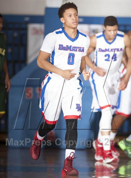 Thumbnail 1 in Archbishop Carroll @ DeMatha photogallery.