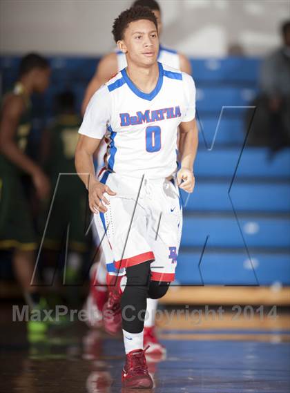 Thumbnail 2 in Archbishop Carroll @ DeMatha photogallery.