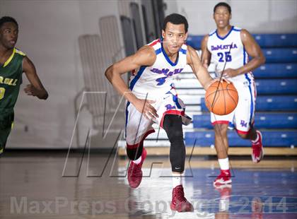 Thumbnail 1 in Archbishop Carroll @ DeMatha photogallery.