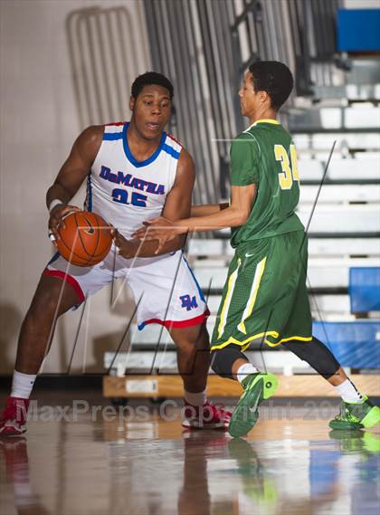 Thumbnail 3 in Archbishop Carroll @ DeMatha photogallery.