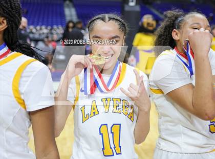 Thumbnail 3 in La Vega vs. Sunnyvale (UIL 4A Basketball State Final Medal Ceremony) photogallery.