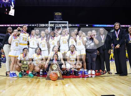 Thumbnail 3 in La Vega vs. Sunnyvale (UIL 4A Basketball State Final Medal Ceremony) photogallery.
