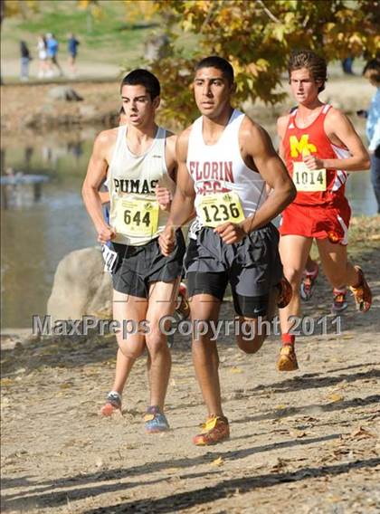 Thumbnail 2 in CIF State Cross Country Championships (Boys Division II) photogallery.