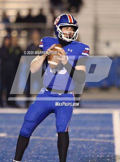 Thumbnail 1 in Monterey Trail vs. Folsom (CIF SJS D1 Semifinal Playoff) photogallery.