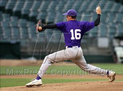 Thumbnail 3 in Arroyo vs. College Park (CIF NCS 3A Final) photogallery.