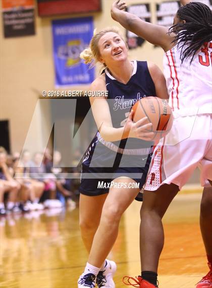 Thumbnail 3 in Decatur Central vs. Pike photogallery.