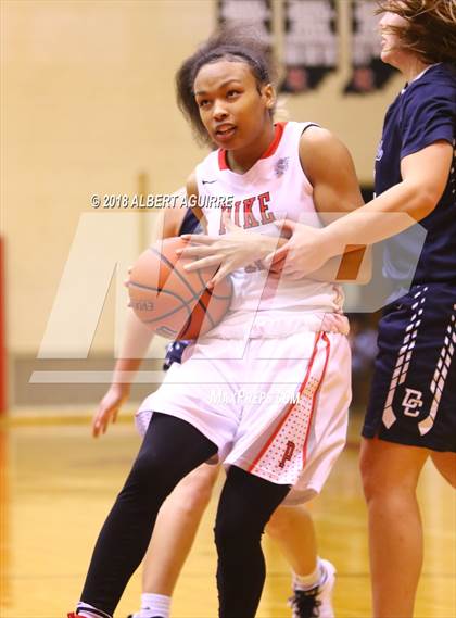 Thumbnail 2 in Decatur Central vs. Pike photogallery.