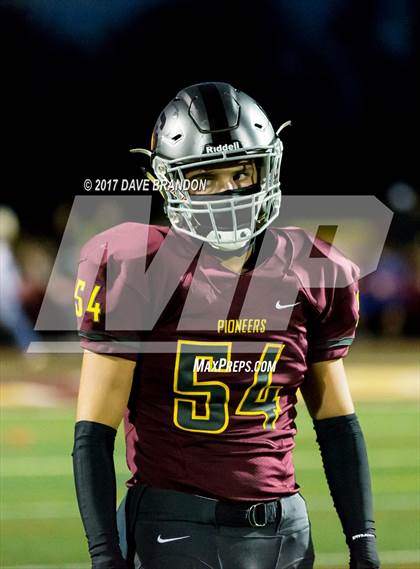 Thumbnail 2 in Royal @ Simi Valley photogallery.