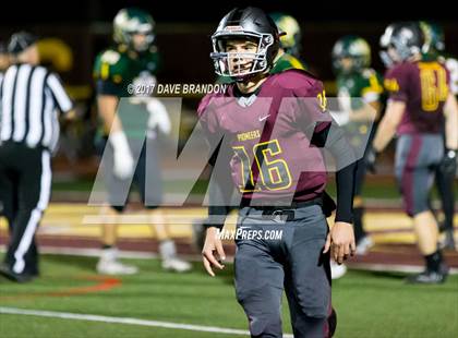 Thumbnail 3 in Royal @ Simi Valley photogallery.