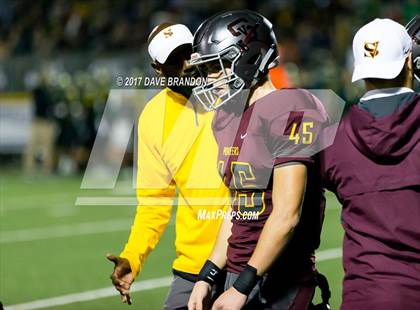 Thumbnail 3 in Royal @ Simi Valley photogallery.