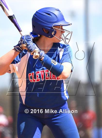 Thumbnail 1 in Cleveland vs Bradley Central photogallery.