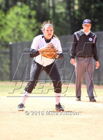 Thumbnail 2 in Cleveland vs Bradley Central photogallery.