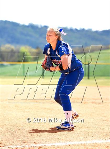Thumbnail 1 in Cleveland vs Bradley Central photogallery.