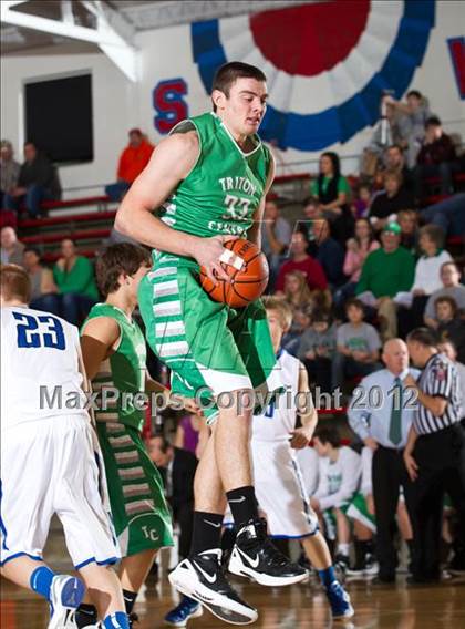 Thumbnail 1 in Triton Central vs Waldron (Shelby County Tournament) photogallery.