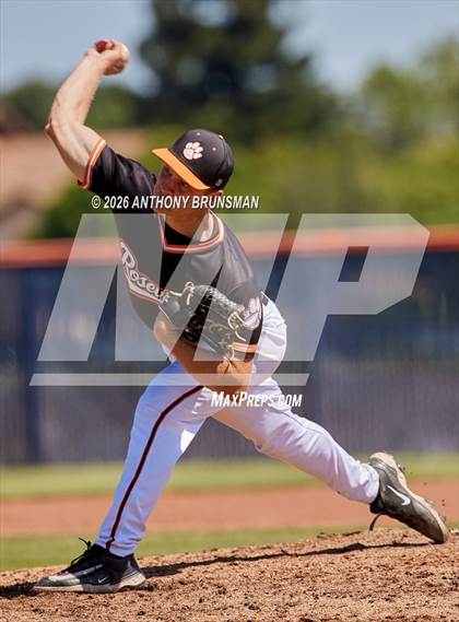 Thumbnail 3 in Roseville vs. Central Catholic (CIF SJS D4 Final) photogallery.