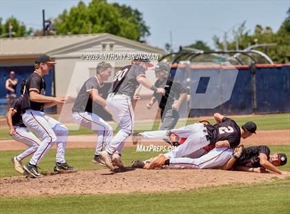 Thumbnail 2 in Roseville vs. Central Catholic (CIF SJS D4 Final) photogallery.