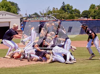 Thumbnail 2 in Roseville vs. Central Catholic (CIF SJS D4 Final) photogallery.