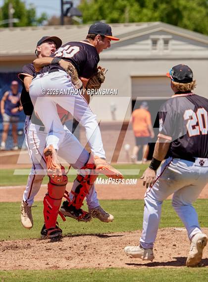 Thumbnail 1 in Roseville vs. Central Catholic (CIF SJS D4 Final) photogallery.