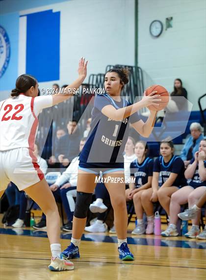 Thumbnail 3 in Bishop Grimes vs Jamesville-Dewitt photogallery.